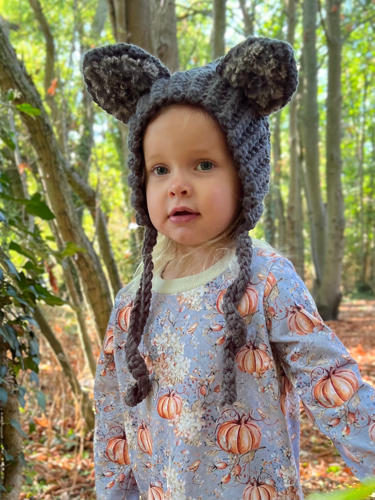 "Ru" Wolf Bonnet