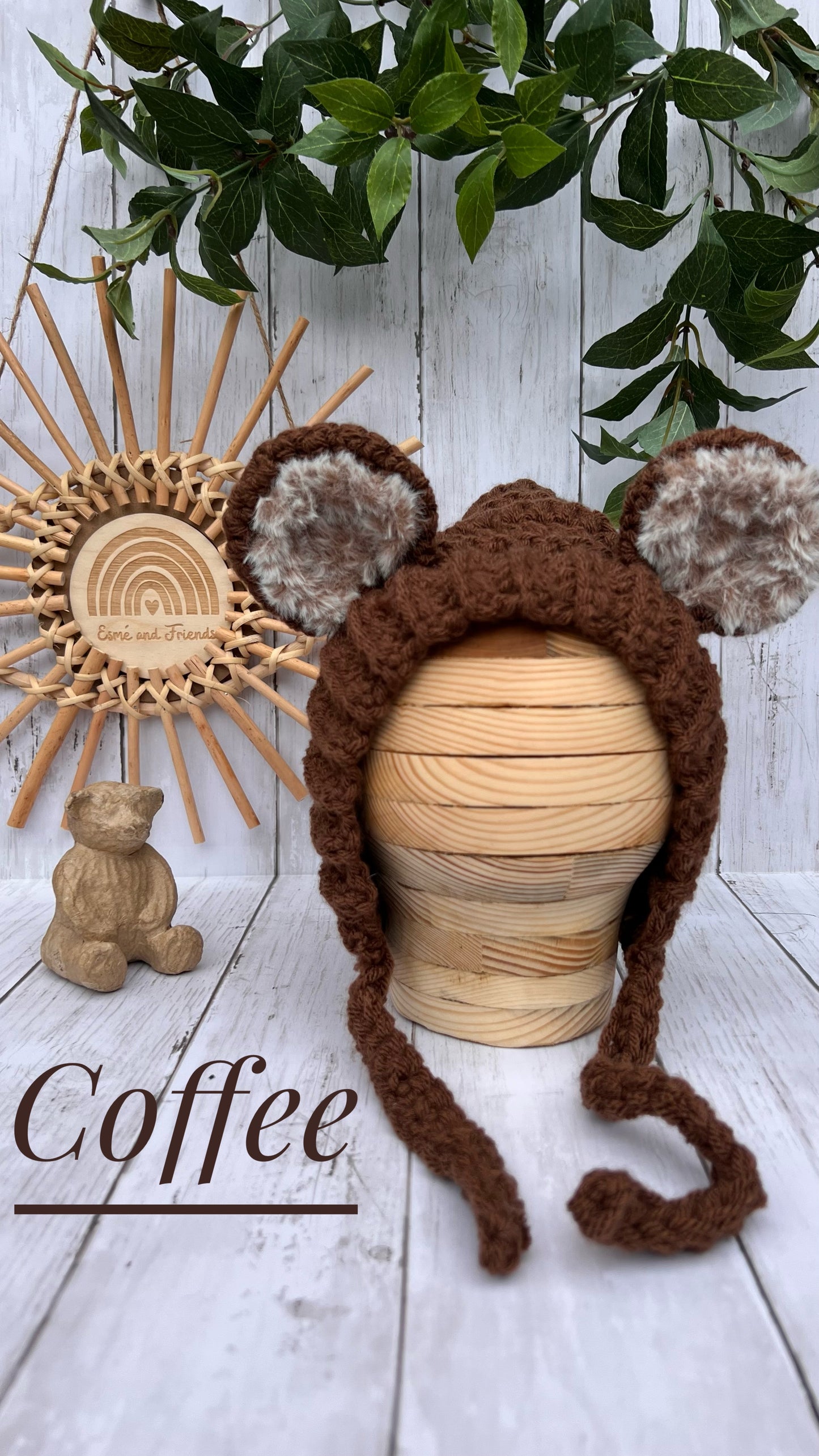 "Oscar" Bear Bonnet