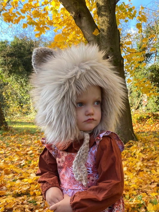 "Aedan" Lion Bonnet (long & short mane)