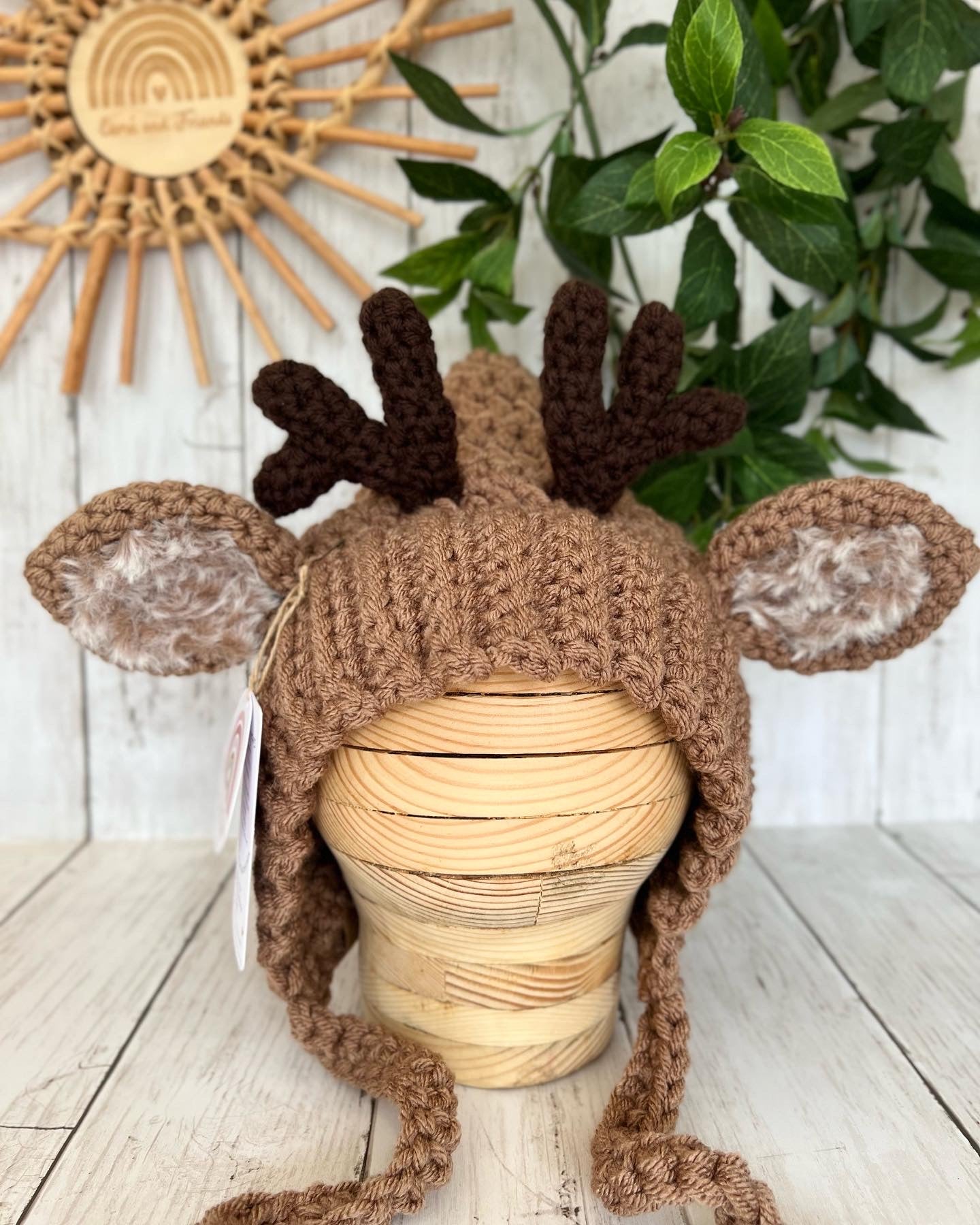 “Charlotte” Reindeer